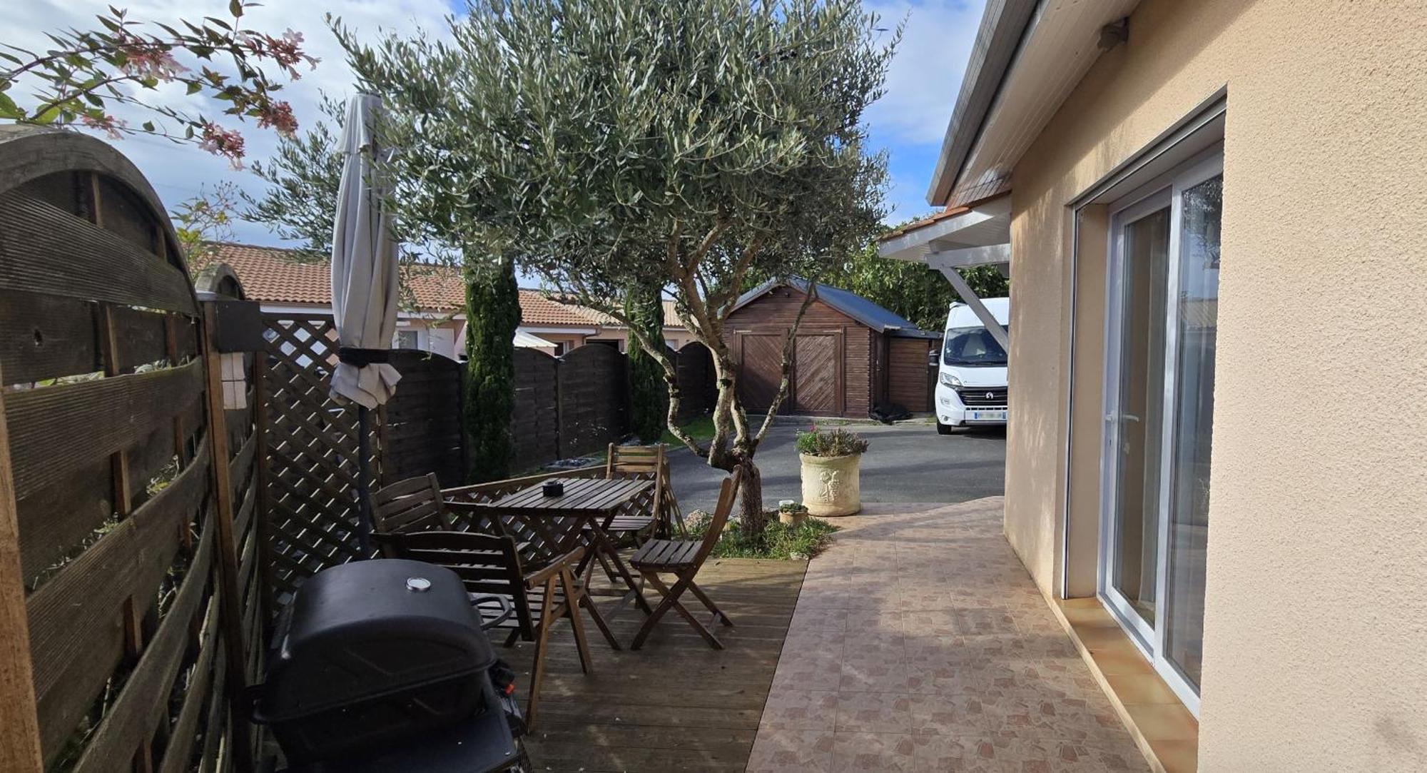Welcome Logement Avec Terrasse Proche Bordeaux Saint-André-de-Cubzac Εξωτερικό φωτογραφία