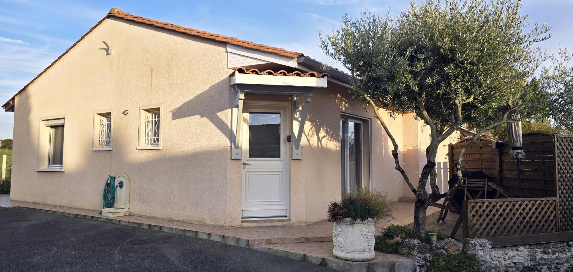 Welcome Logement Avec Terrasse Proche Bordeaux Saint-André-de-Cubzac Εξωτερικό φωτογραφία